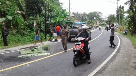 Kecelakaan Maut Tadi Pukul 08 00 Wib Seorang Penumpang Tewas Motor