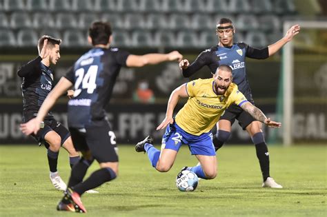 Visão Tondela apura se pela primeira vez para os quartos da Taça de