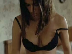 CHAIN OF FOOLS NUDE SCENES AZNude