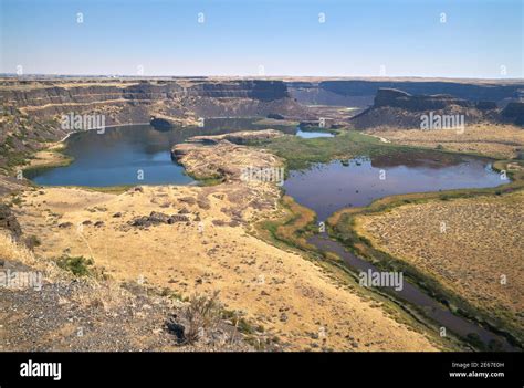 Dry Falls Coulee City. Site of ancient waterfall, Sun Lakes Dry Falls ...