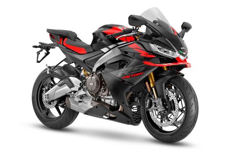 Comparaison des motos Aprilia RS 660 Factory 2025 VS. Yamaha R9 2025 