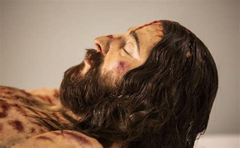 Así Es El Impresionante Primer Cuerpo Hiperrealista De Cristo Que Se