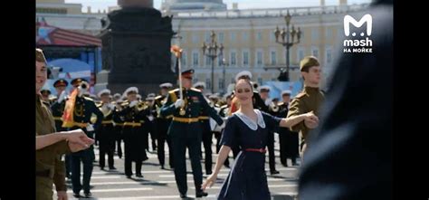 На Дворцовой площади Петербурга прошёл Парад Победы