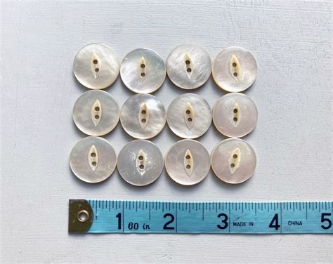 Antique Shell Buttons Mother Of Pearl Vintage Shell Buttons Pearly