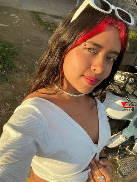 Face Of A Latina Who Is Going On A Walk Sexy