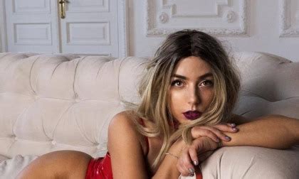 Love Lines Live Vr Porn And Vr Cam Girl Sex Shows Vrporn