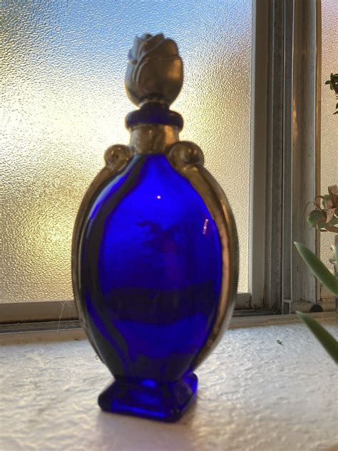 Silvestri Cobalt Blue Venus Art Glass Flacon Perfume Bottle Rose Silver Plate For Sale