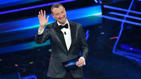 Sanremo 2024 Quanto Guadagnano Davvero I Cantanti In Gara E Chi Vince