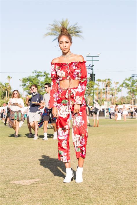 Galeria De Fotos Street Style Do Festival Coachella 2017 Foto 6