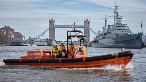 Please Help Save A Lifesaving Rnli London Landmark