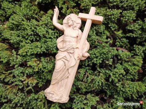 Figurka statuetka drewniana Jezus Zmartwychwstały prezent religia