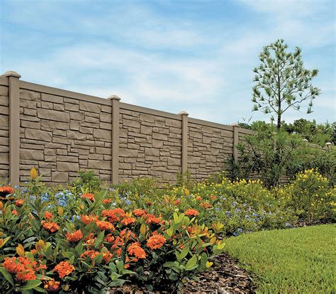 CertainTeed-builds-its-fence-line | Plastics News