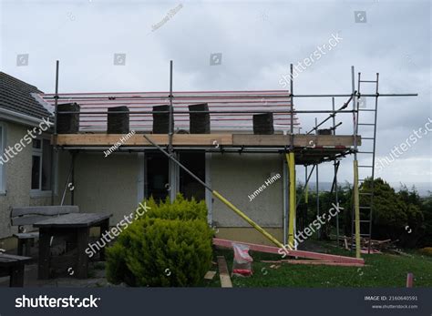 Scaffolding Erected Bungalow Allow Roof Repairs Stock Photo