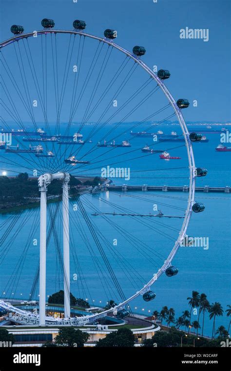 Singapore Singapore Flyer Giant Ferris Wheel Elevated View Dusk