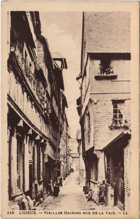 Lisieux Vieilles maisons rue de la Paix France à Lisieux Cartorum