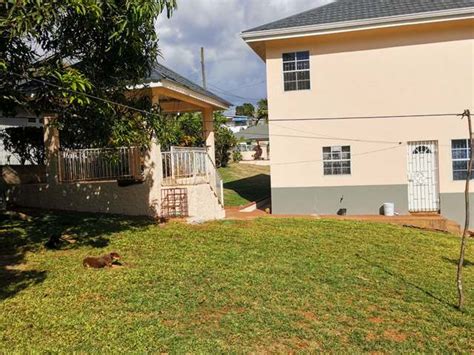 Unique 5 Bedroom 3 Bathroom House For Sale On Woodlawn Road Mandeville