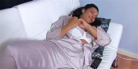 Hermosa Milf Tnaflix