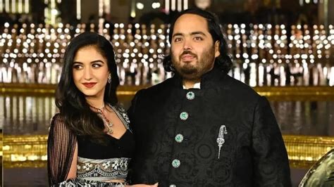 Fakta Pernikahan Anant Ambani Dan Radhika Merchant Hadirnya Rihanna