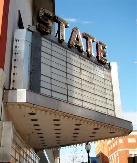 Oh Springfield Us 40old State Theater Marquee Flickr