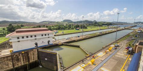 Maersk Switches Liner Service From Panama Canal To Land Bridge