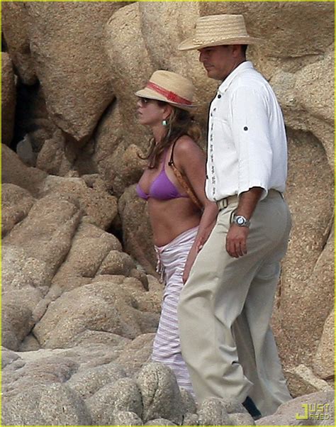 Jennifer Aniston Bikini Babe In Cabo San Lucas Photo Bikini Jennifer Aniston Photos