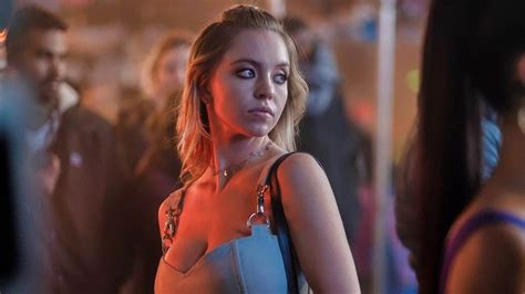 How Sydney Sweeney Built M Empire Bikini Line To Eye Popping