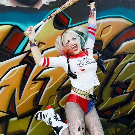 Laura Gilbert Harley Quinn Cosplay