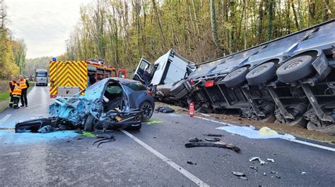 Une Jeune Femme De Ans Meurt Dans Un Accident La Sortie De Saint