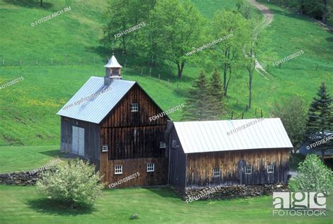 Farm Barn Vermont VT Scenic View Of The Brown Barn On Sleepy Hollow