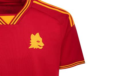 Roma Presentata La Maglia Che Spettacolo Foto E Video