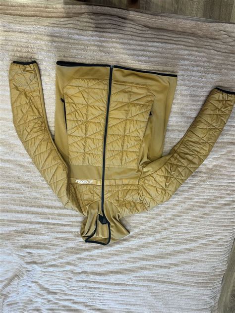 Куртка Adidas terrex: 500 грн. - Вітровки Рівне на Olx