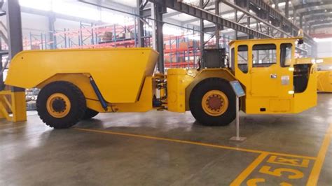 RT 20 Low Profil Dump Truck Untuk Tunneling Batu Penggalian Dengan 10m3