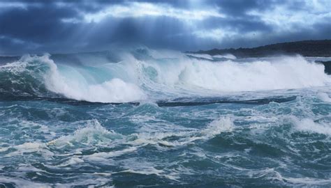 What Is A Swell In The Ocean Sciencing