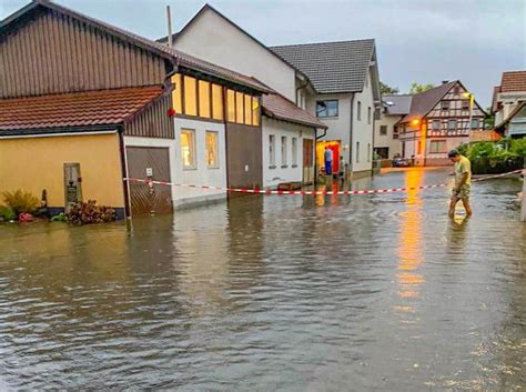 Willstätt Schwere Unwetter Sorgen Für Überflutungen über Dem