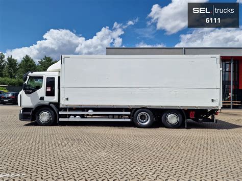 Renault D wide. SEL Trucks. Used trucks from Germany. Fast & easy export service!