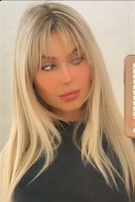 Wispy Hairs Straight Blonde Hair Blonde Hair With Bangs Long Hair