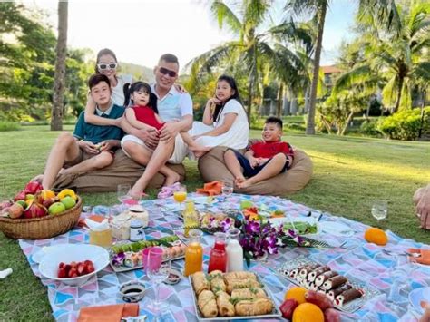 Jennifer Phạm hiếm hoi khoe ngực căng eo nhỏ với bikini nóng bỏng mắt dân tình không ai nghĩ là