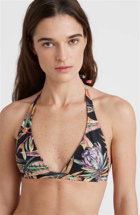 8 Hot Sexy Mary O Neill Bikini Pics