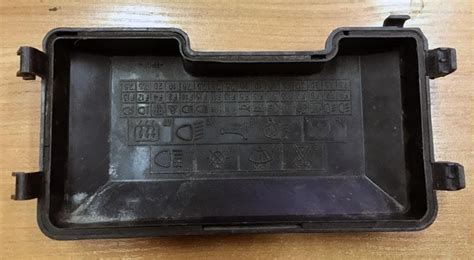 ВАЗ 2114: где находится блок предохранителей? Основной и дополнительный