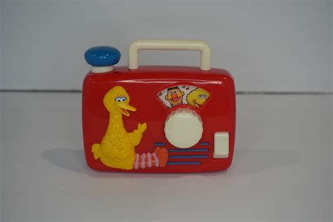 Vintage Sesame Street Musical Toy Radio Big Bird Wind Up Radio Toy 245