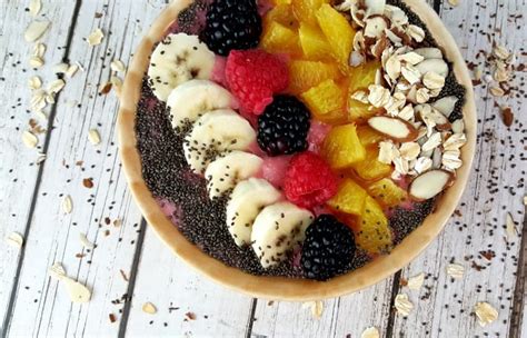 Mixed Fruit Smoothie Bowl