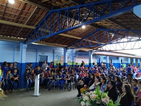 Escola Municipal Professora Fidelcina Carvalho Santos