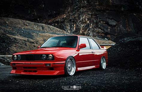 Bmw E30 M3 Red Fahrzeuge Bmw Super Autos