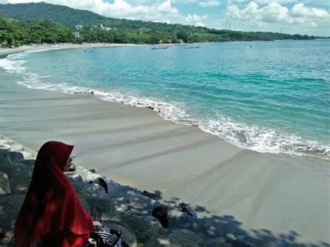 Pantai Senggigi Tiket Dan Ragam Aktivitas Desember