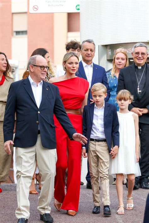 Photo Albert Ii Et Charl Ne De Monaco Sont Sur Tous Les Fronts