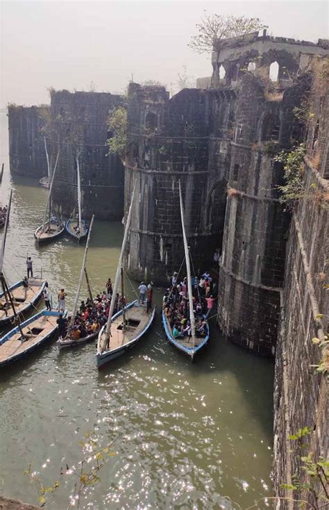 Alibaug Beach And 10 Unique Places To Visit In Alibaug Alibaug Getaway