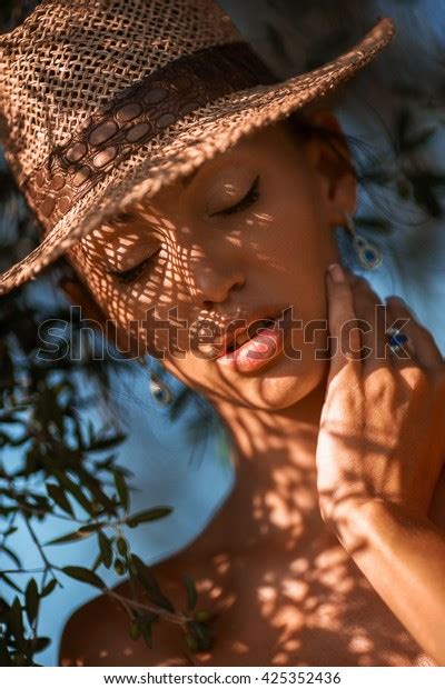 Portrait Beautiful Naked Woman Hat Sunlight Stock Photo 425352436 Shutterstock
