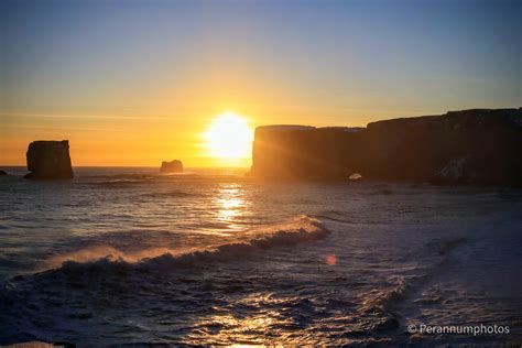 Sunset at Reynisfjara Beach, Iceland [6000x4000] [OC] : EarthPorn