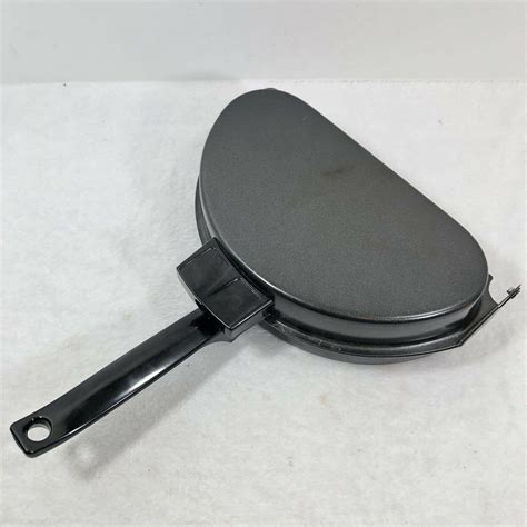 Norpro Nonstick Omelet Pan 92 Inches Black Etsy