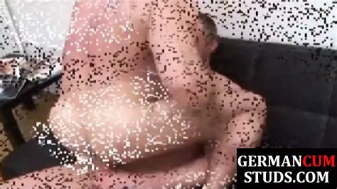 Robuste Schwanzlutscherin Reitet Deutsche Milf Vor Missionarssex Xhamster